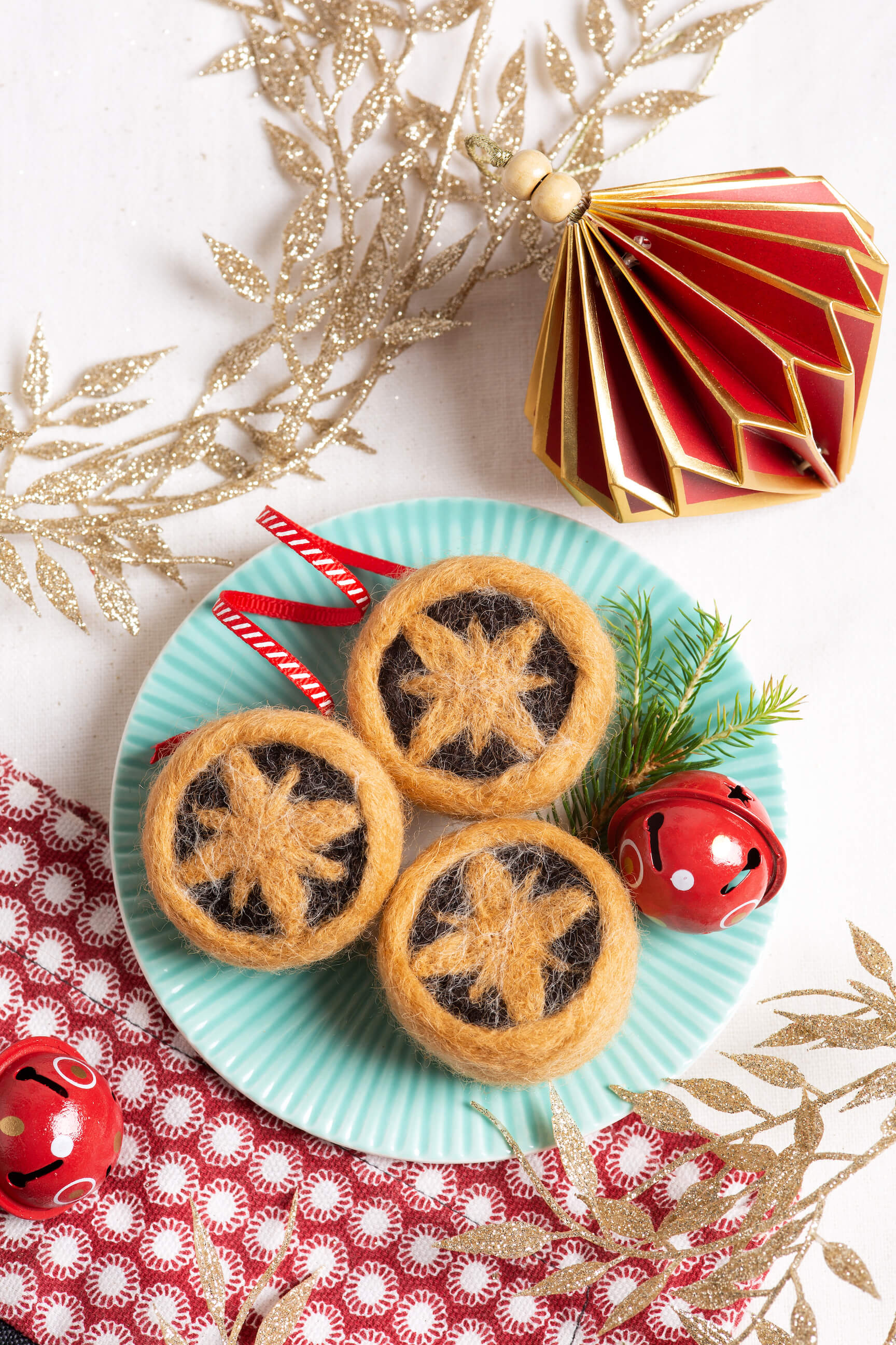 Mince Pies Mini Needle Felting Kit Plated