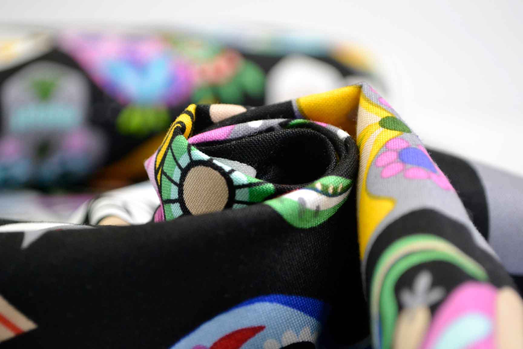 Carita Calaveras Black, Alexander Henry