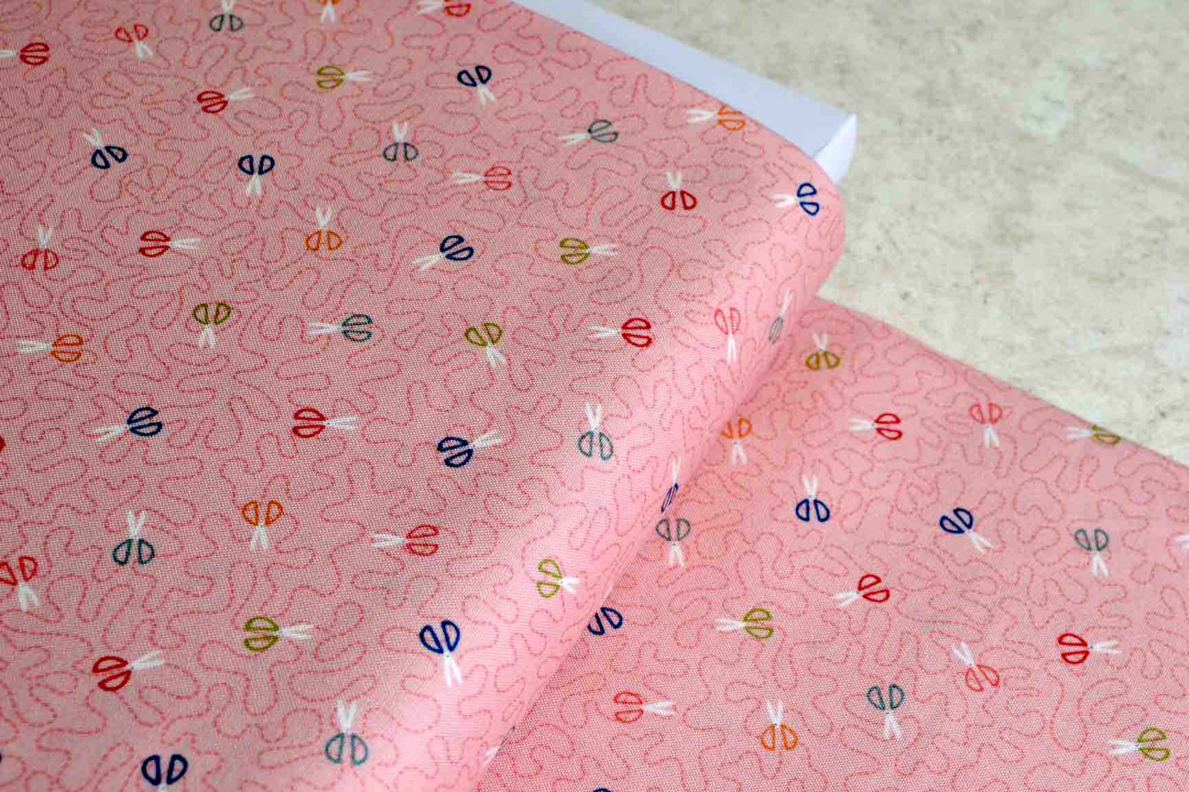 Scissors Pink Sewing Room, Makower