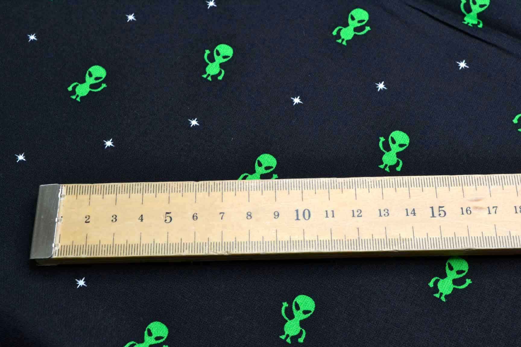 Aliens Black, Timeless Treasures