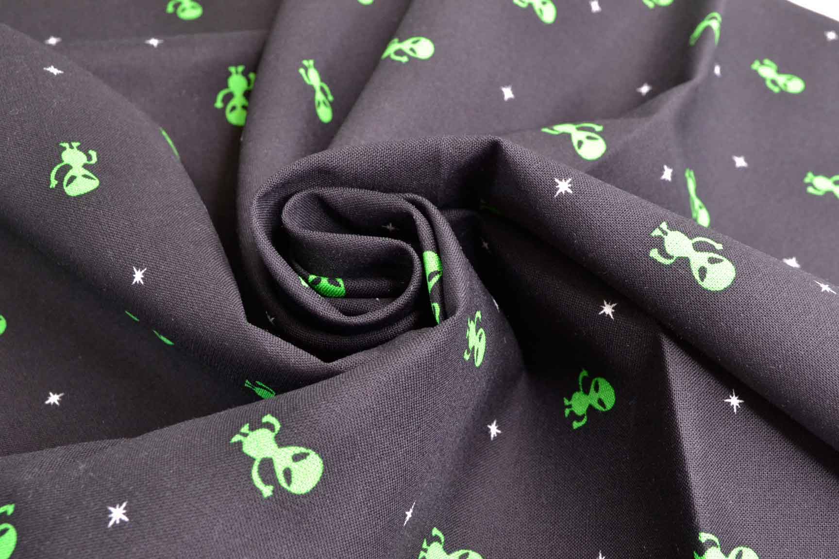 Aliens Black, Timeless Treasures