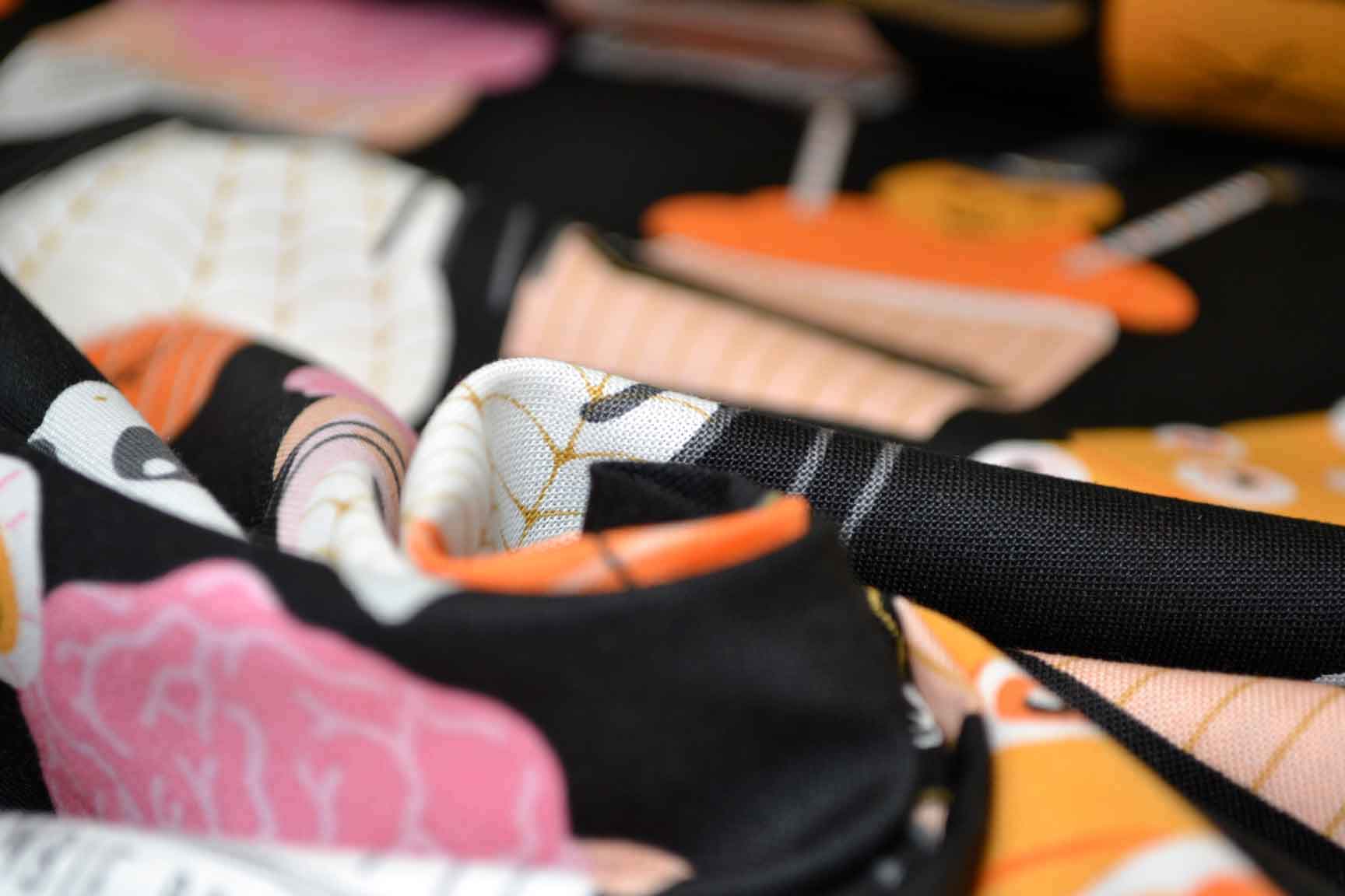 Boo Baking Black, Alexander Henry