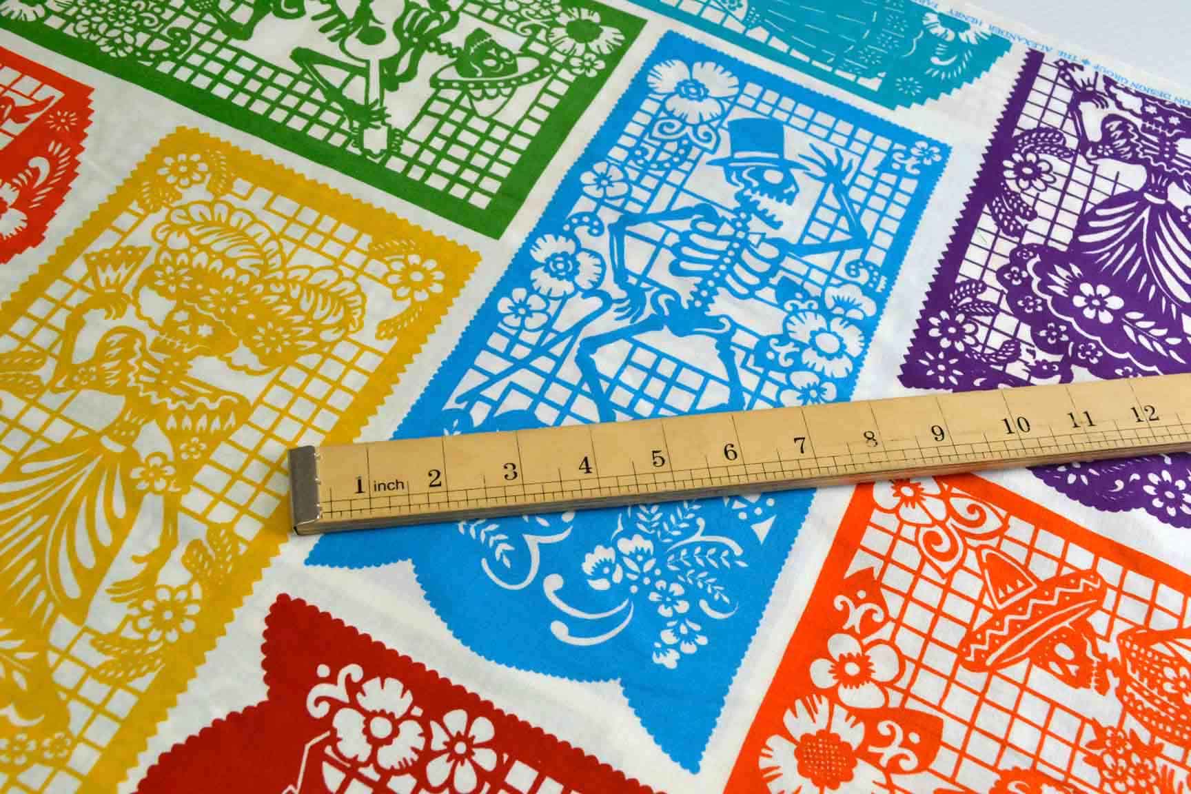 Mi Vida En Papel, Alexander Henry