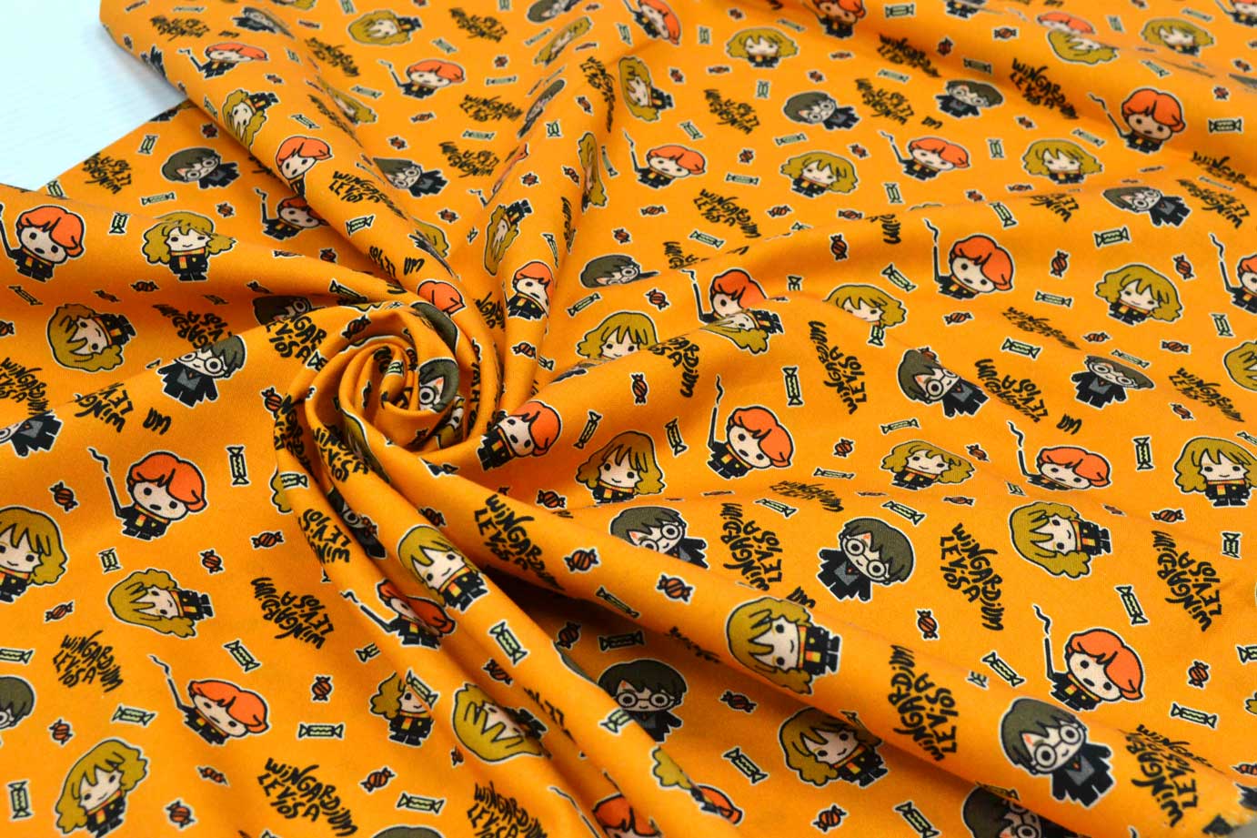 Harry Potter Hogwarts Orange, Camelot