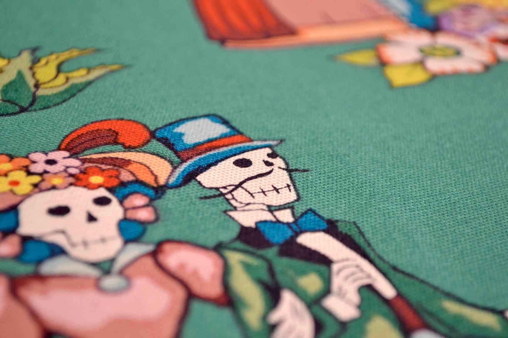 La Media Vuelta Peacock Home Decor, Alexander Henry