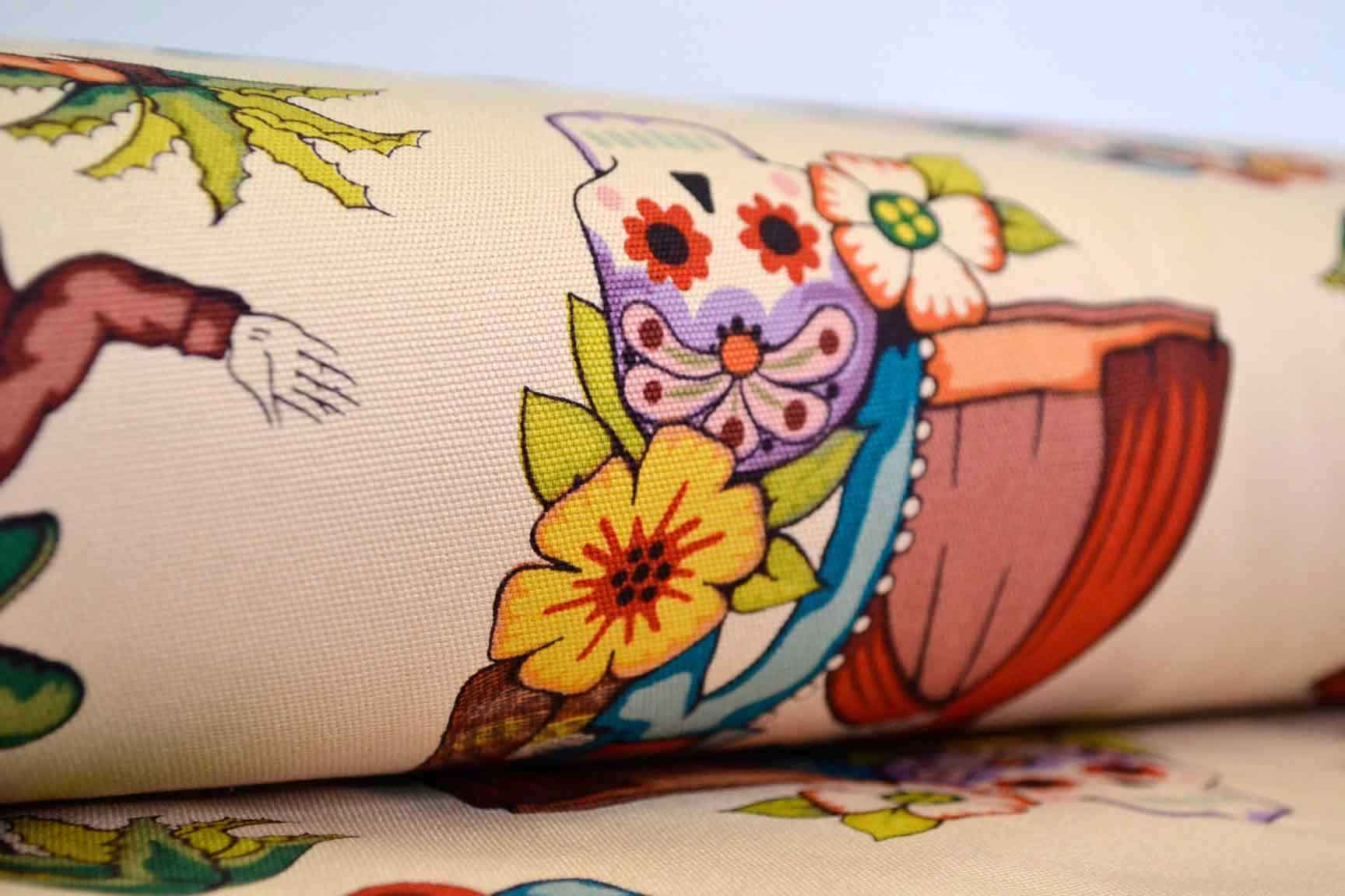 La Media Vuelta Tea Home Decor, Alexander Henry