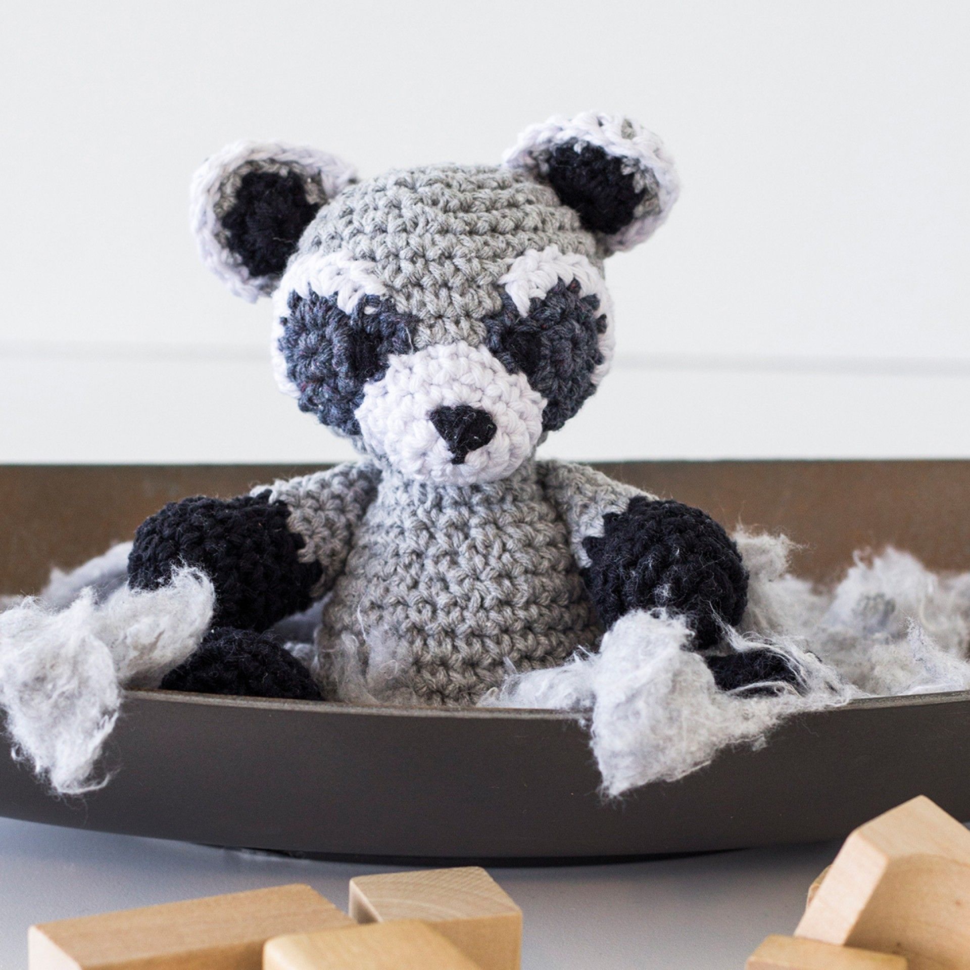 DIY Crochet Kit Raccoon Ricky