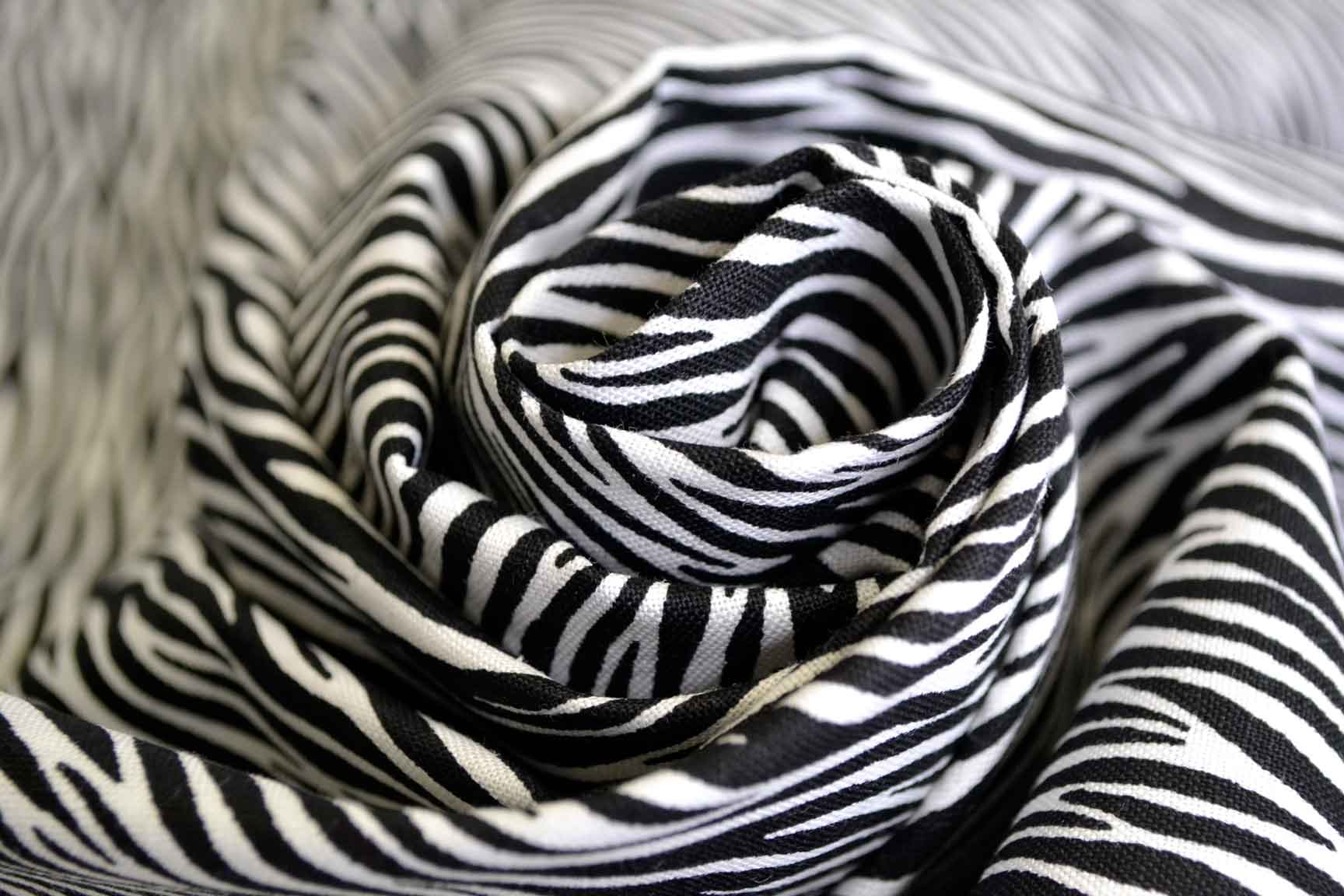 Zebra Black, Makower